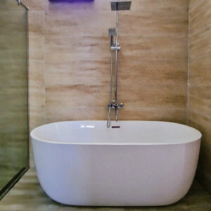 bathroom 1 53285577356 o